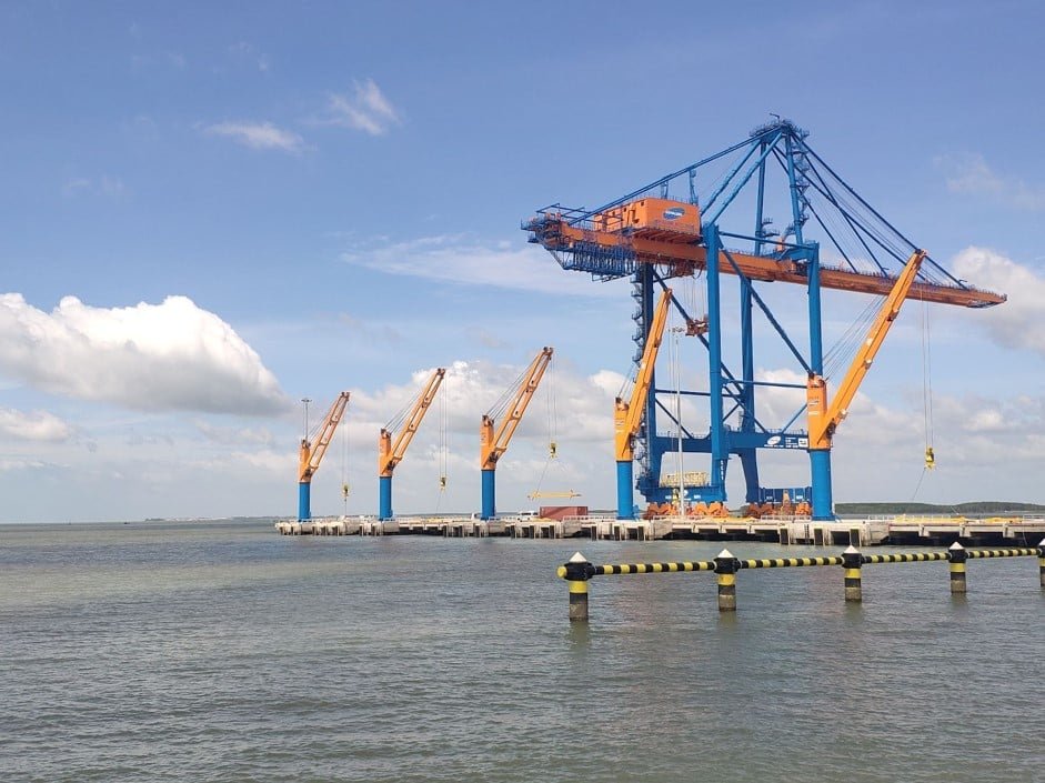 Port Crane Hydraulic Service